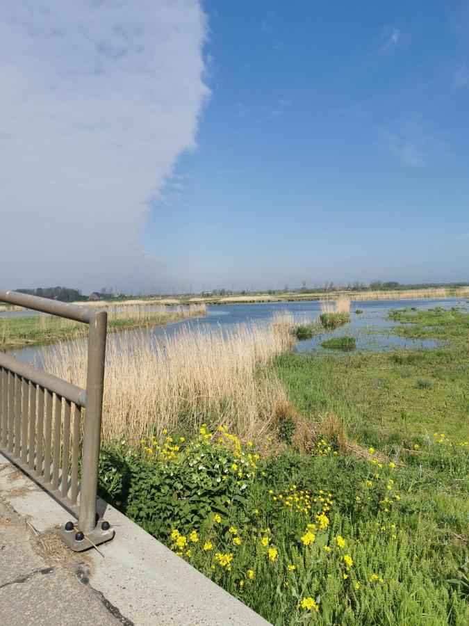 B&B Op De Terp Werkendam Exteriér fotografie